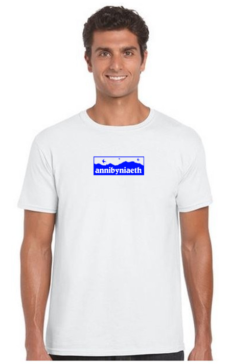 Crys-T Bluebirds Annibyniaeth